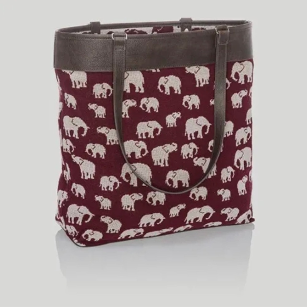Thirty-one Reversible Safari Weave Tote AH55 New in Original Packaging